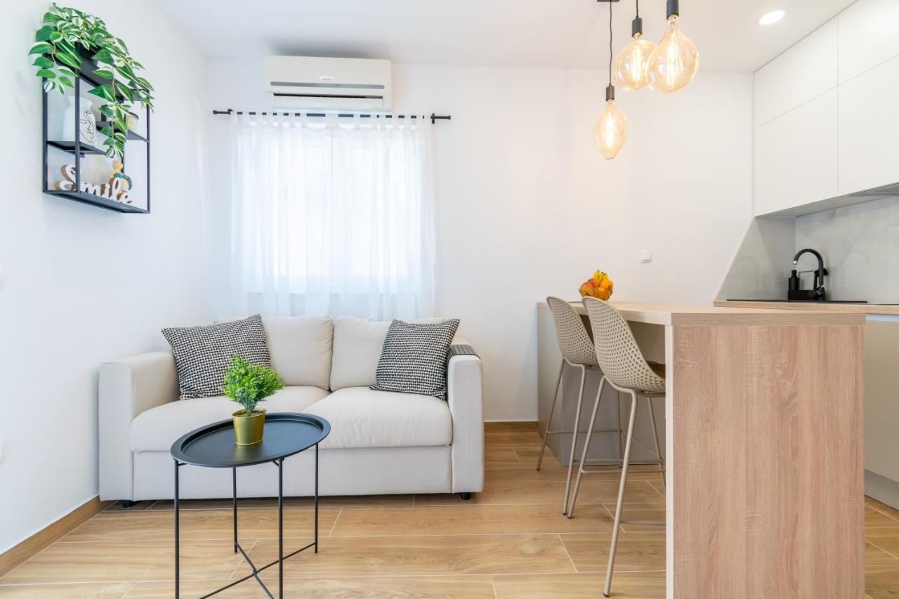 Apartmani Zora Makarská Exteriér fotografie