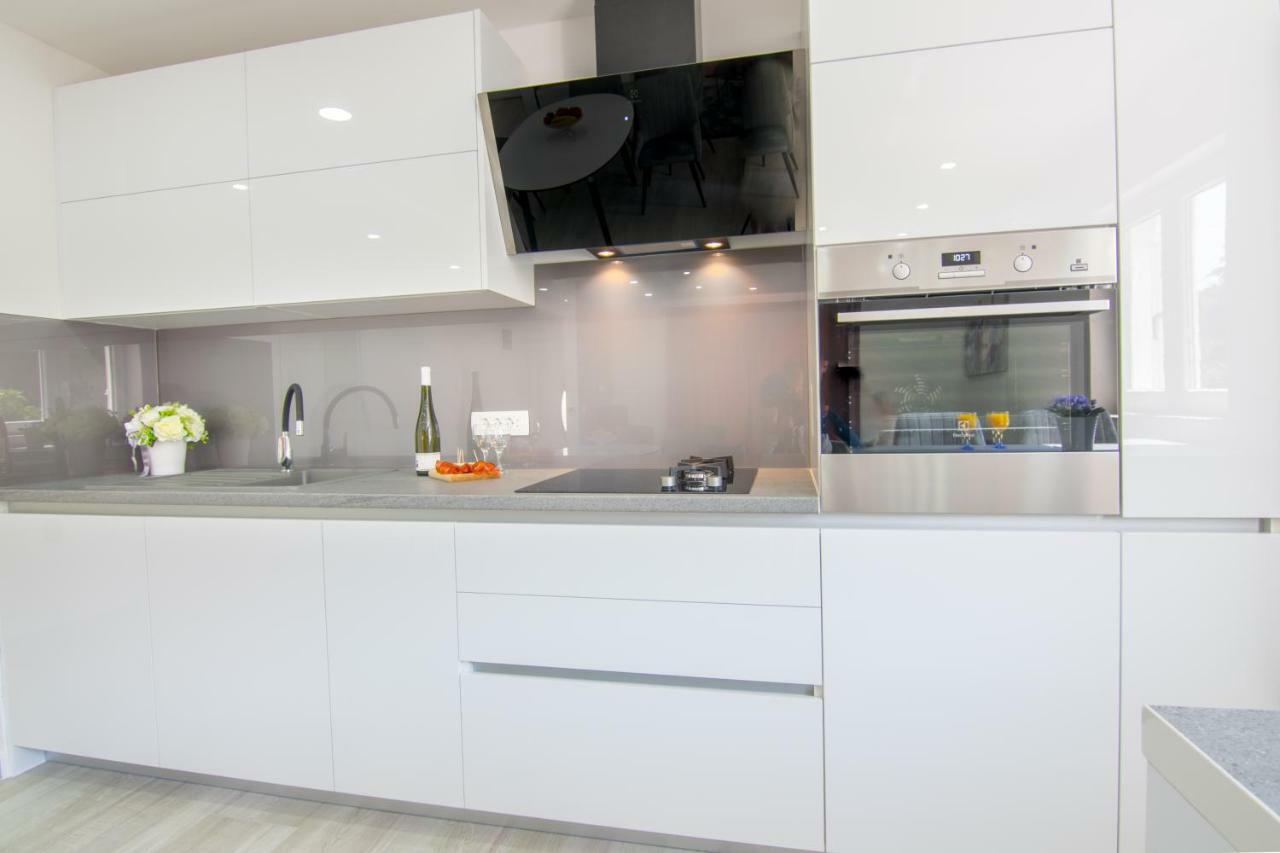 Apartmani Zora Makarská Exteriér fotografie