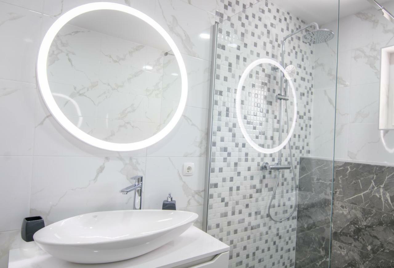 Apartmani Zora Makarská Exteriér fotografie